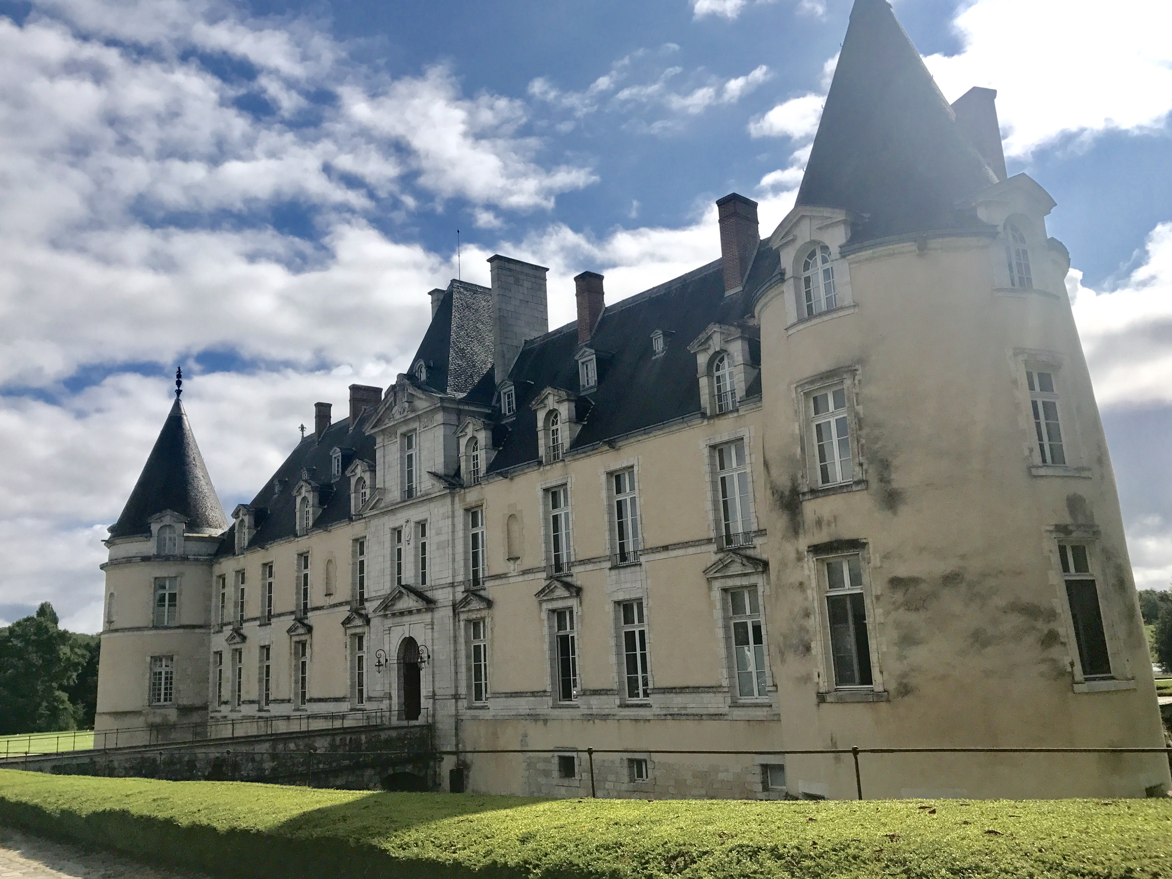 Camille et les garçons Château d'Aurgeville 1